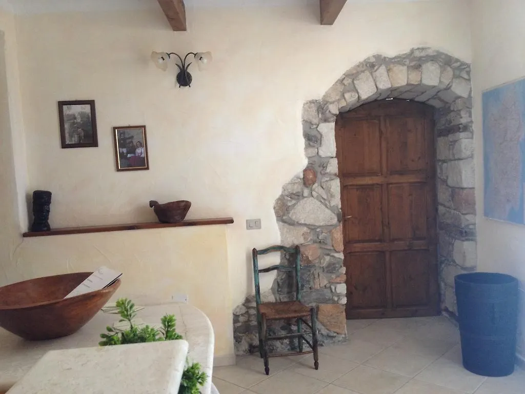 L'Edera Bed & Breakfast Scano Montiferro Italy